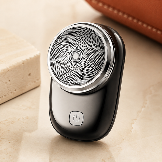 Mini Type-C rotary shaver in black and silver